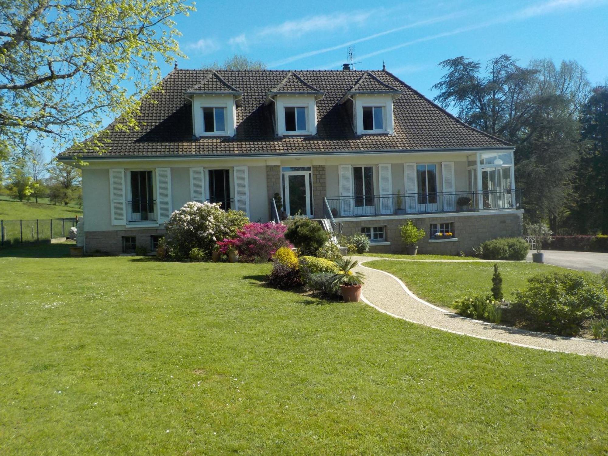 Charmant Appartement Dans Maison De Caractere Saint-Brice-sur-Vienne Exterior foto